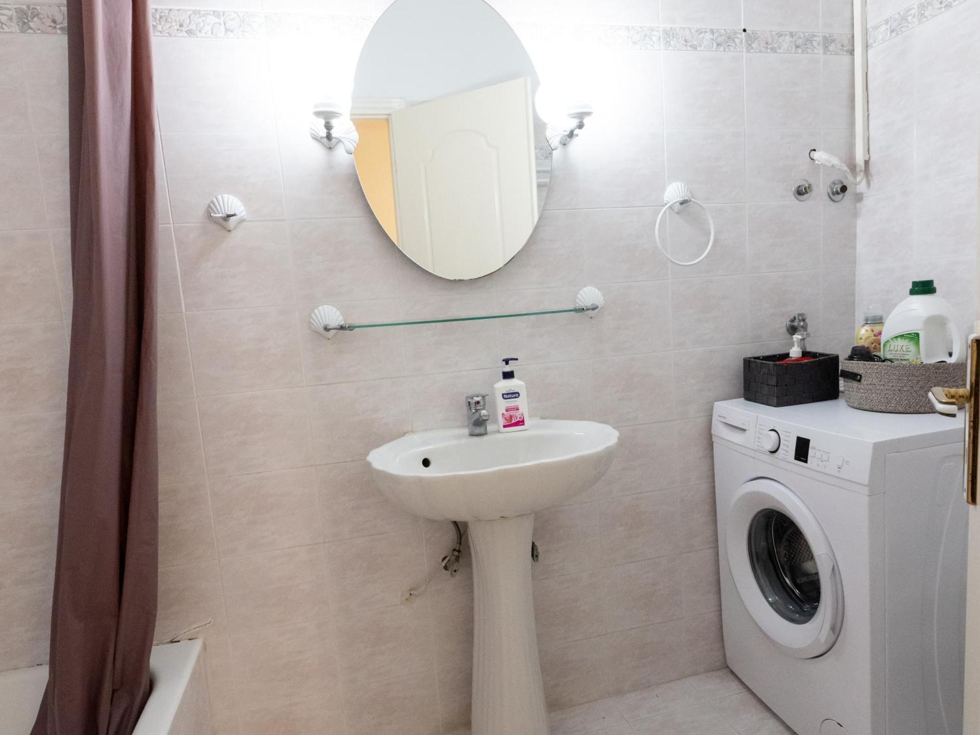 Mando Patrasso - Classical Apartment In The Center Of Patras With Free Parking Екстериор снимка