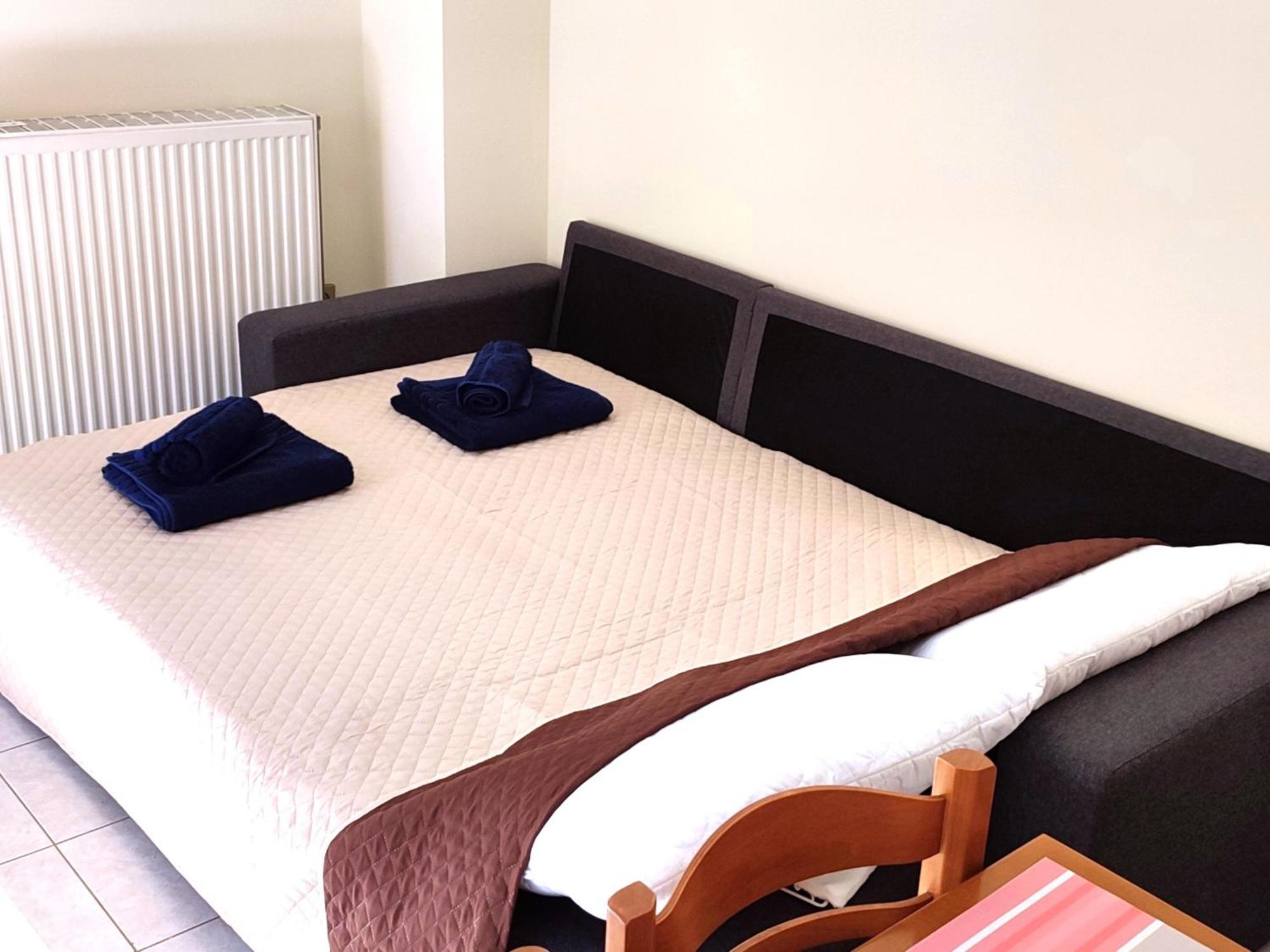 Mando Patrasso - Classical Apartment In The Center Of Patras With Free Parking Екстериор снимка